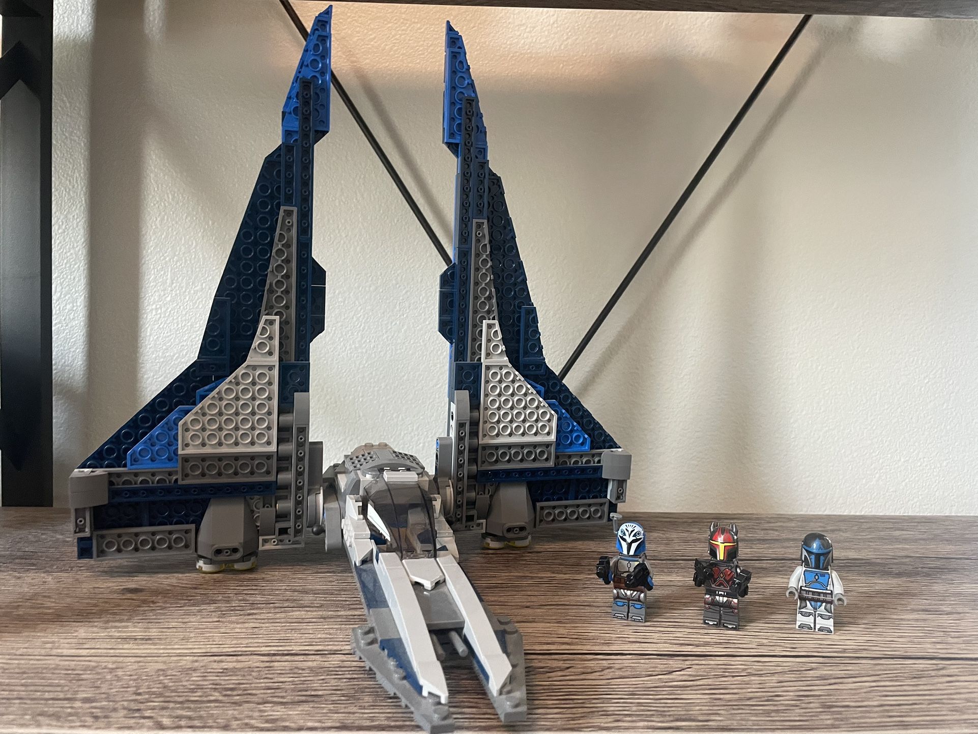 Mandalorian Starfighter 75316 Used No Instructions