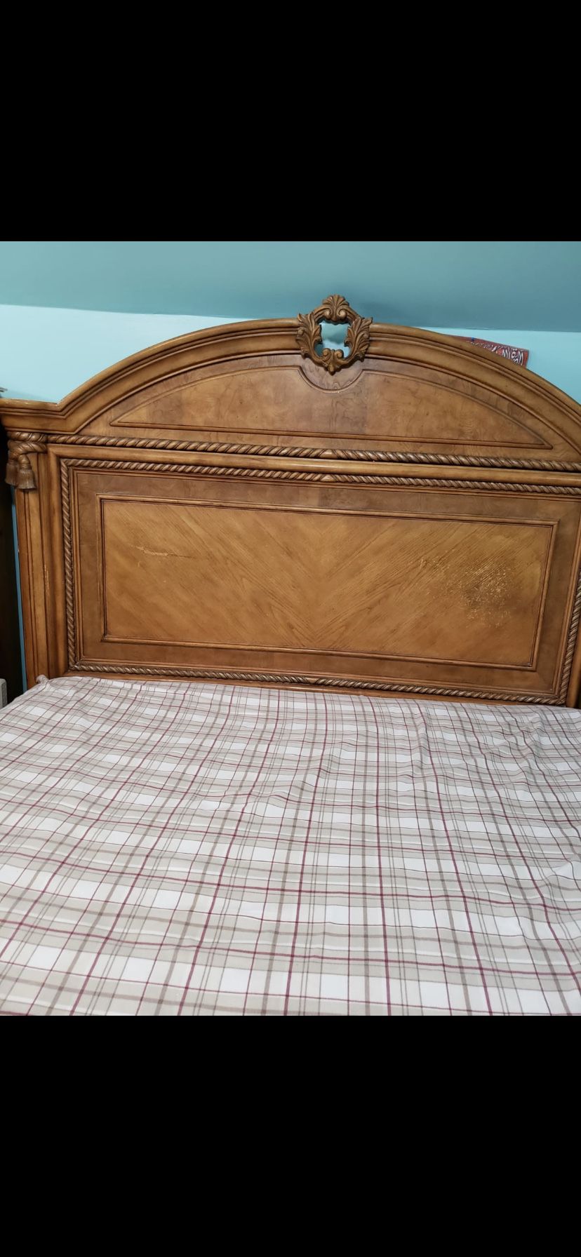 REAL SOLID WOOD BED SET (heavy set)