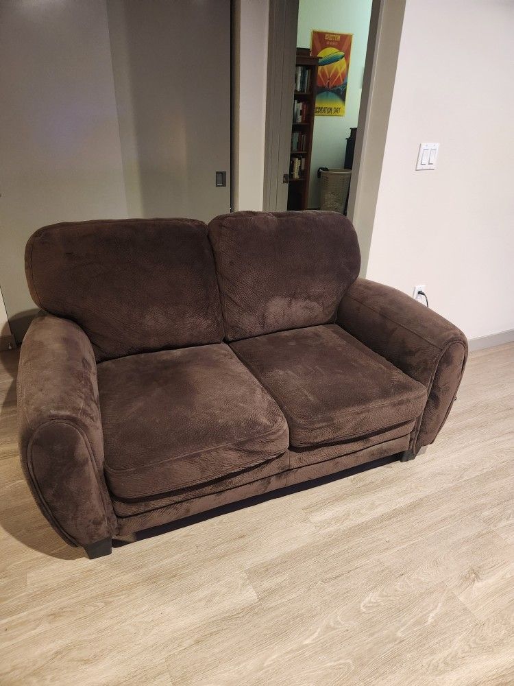 Polyester (Velvet-like) Loveseat Couch