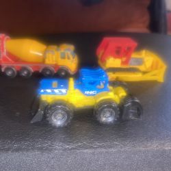 DIE CAST TRUCKS 