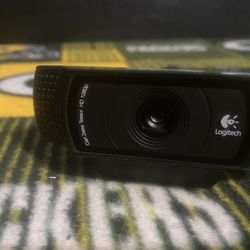 Logitech C920 V-U0028 Webcam Carl Zeiss Tessar Lens 1080P. 