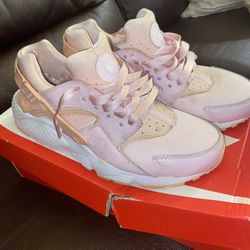 Pink Hurraches  Size 7Y