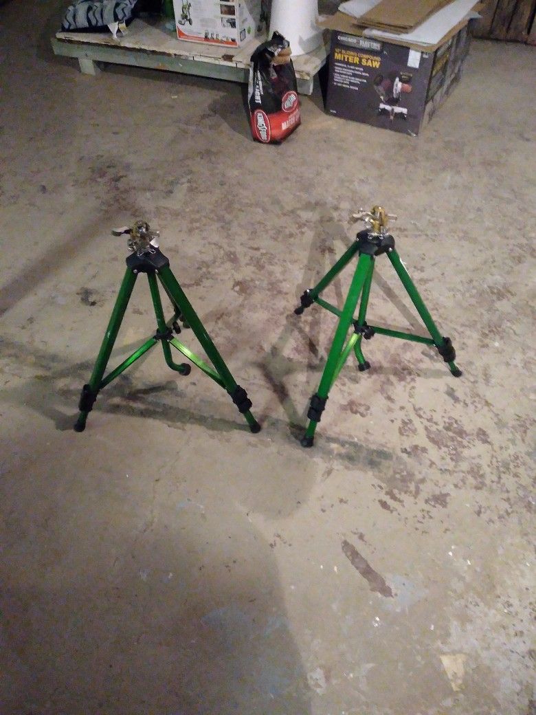 Orbit Tripod Sprinkler