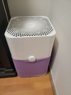 Blueair 211+ Air Purifier with new filter Price is firm.