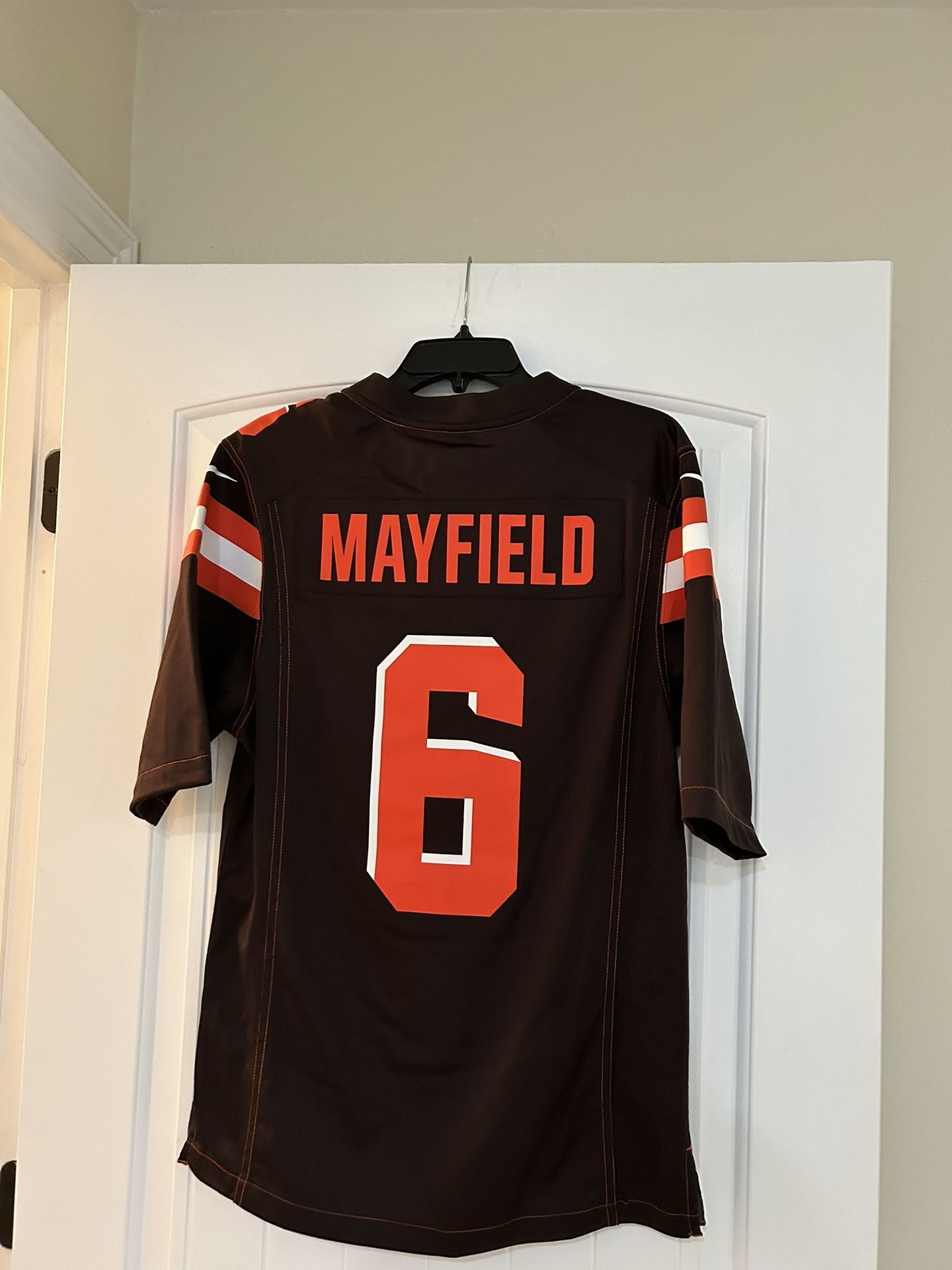 Cleveland brown jersey 
