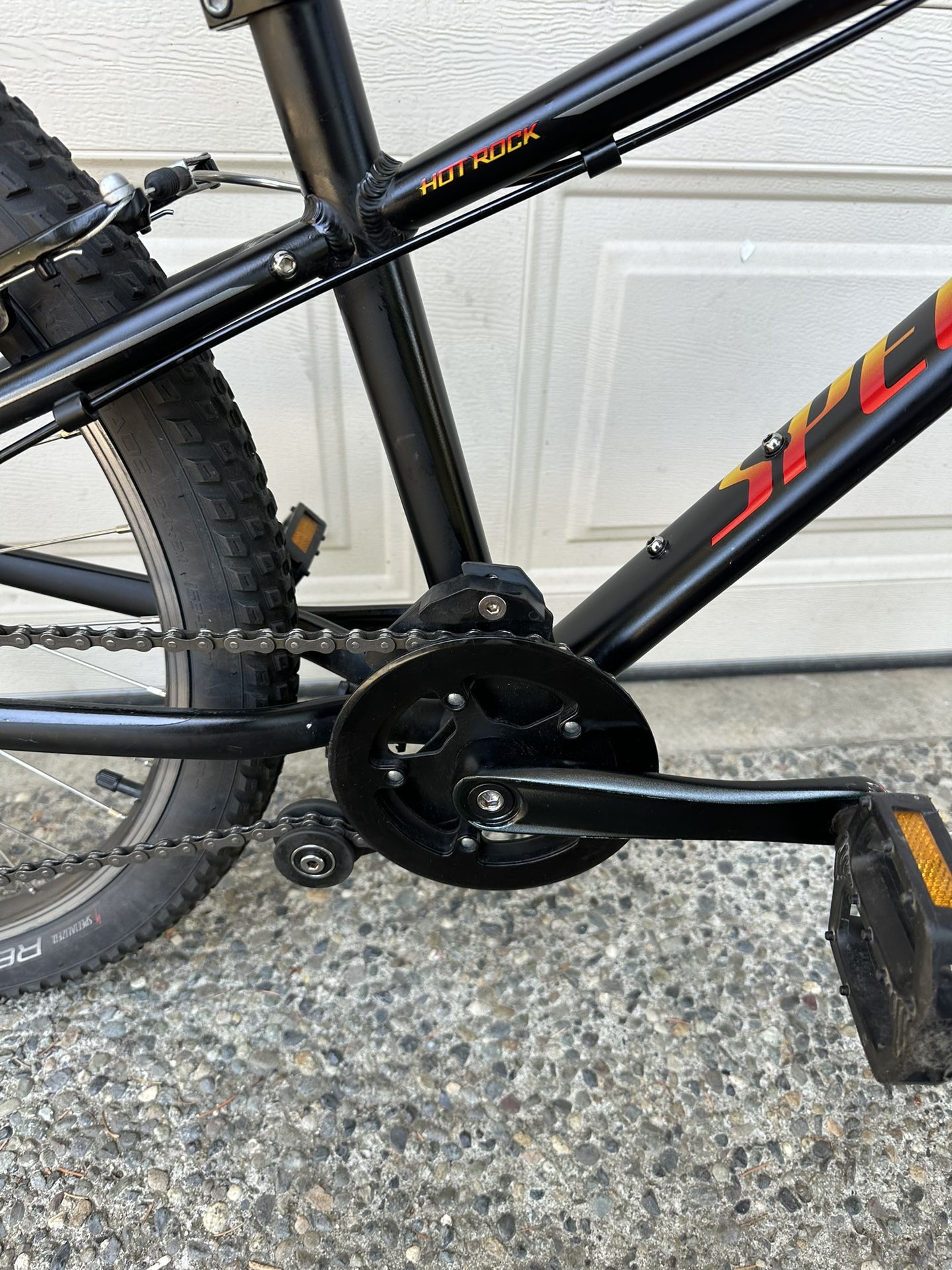 Specialized hotrock 24 duratec acid blue