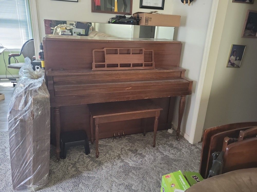Free Acoustic Piano