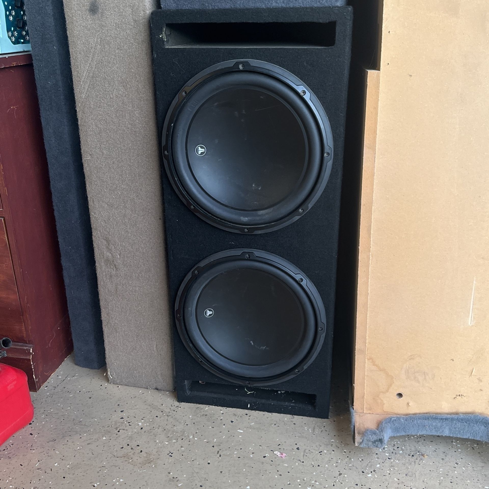 JL AUDIO w3 12s In Ported Box