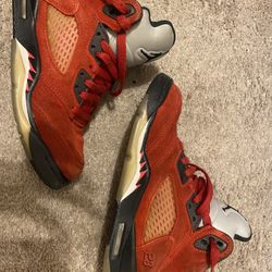 Jordans 5 Raging Bull