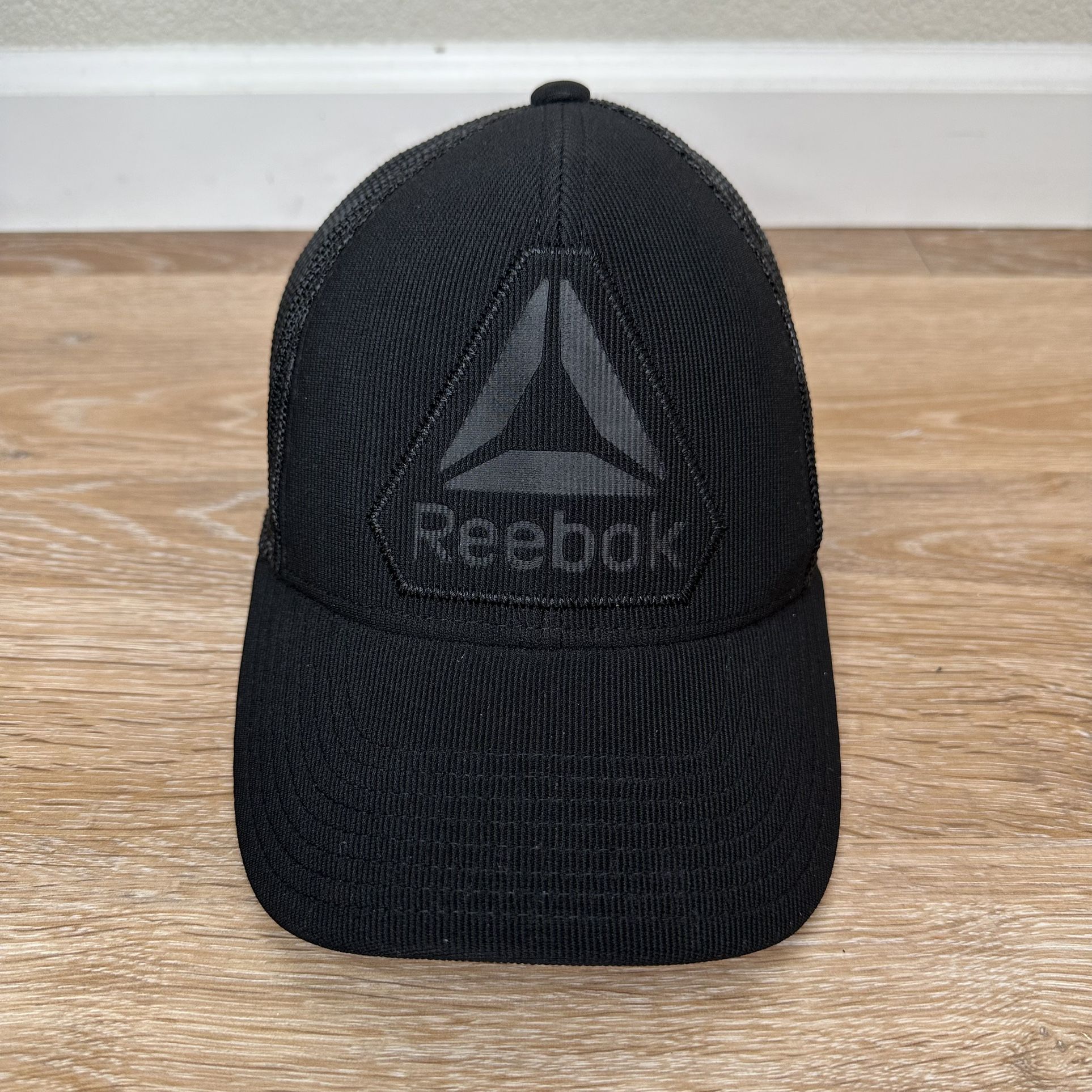 Reebok Unisex Solid Black Meshback Fitted Cap Hat