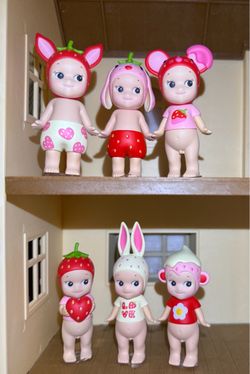 Sonny Angels Strawberry love Series