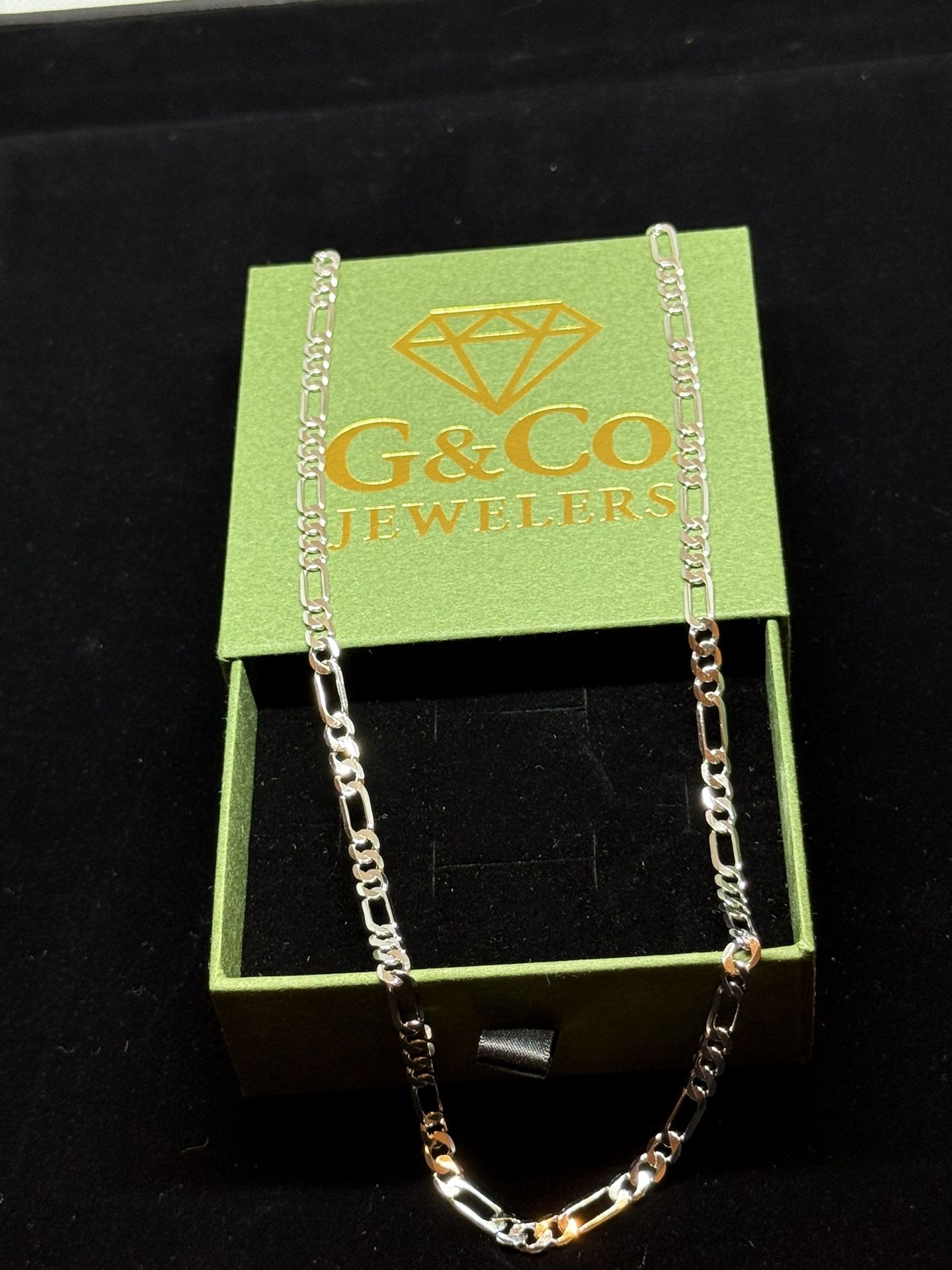 5mm Figaro Chain 22 Inches Long In Sterling Silver( Rhodium Plated ) (13.3g)