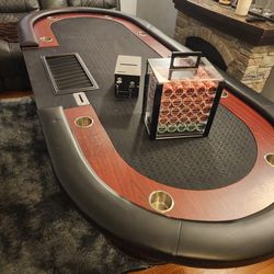 10 Players Poker Table With Chips