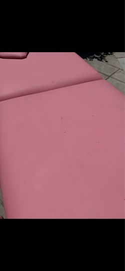 Lash tech bed