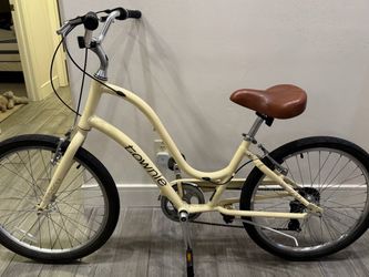 Woman’s Electra Townie 7D 24” Tires Smaller Hybrid Bike Tuned Ready/Ride