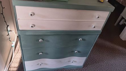 dresser