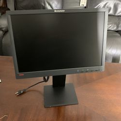 Lenovo Monitor 19”