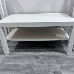 Wht Coffee Table with Storage Shelf