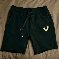 True Religion Men’s Long Raw Hem Jogger Sweat-Shorts SM