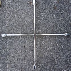 4 Way Lug Wrench 