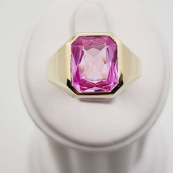 10k Gold Pink Topaz Ring For Man Or Woman