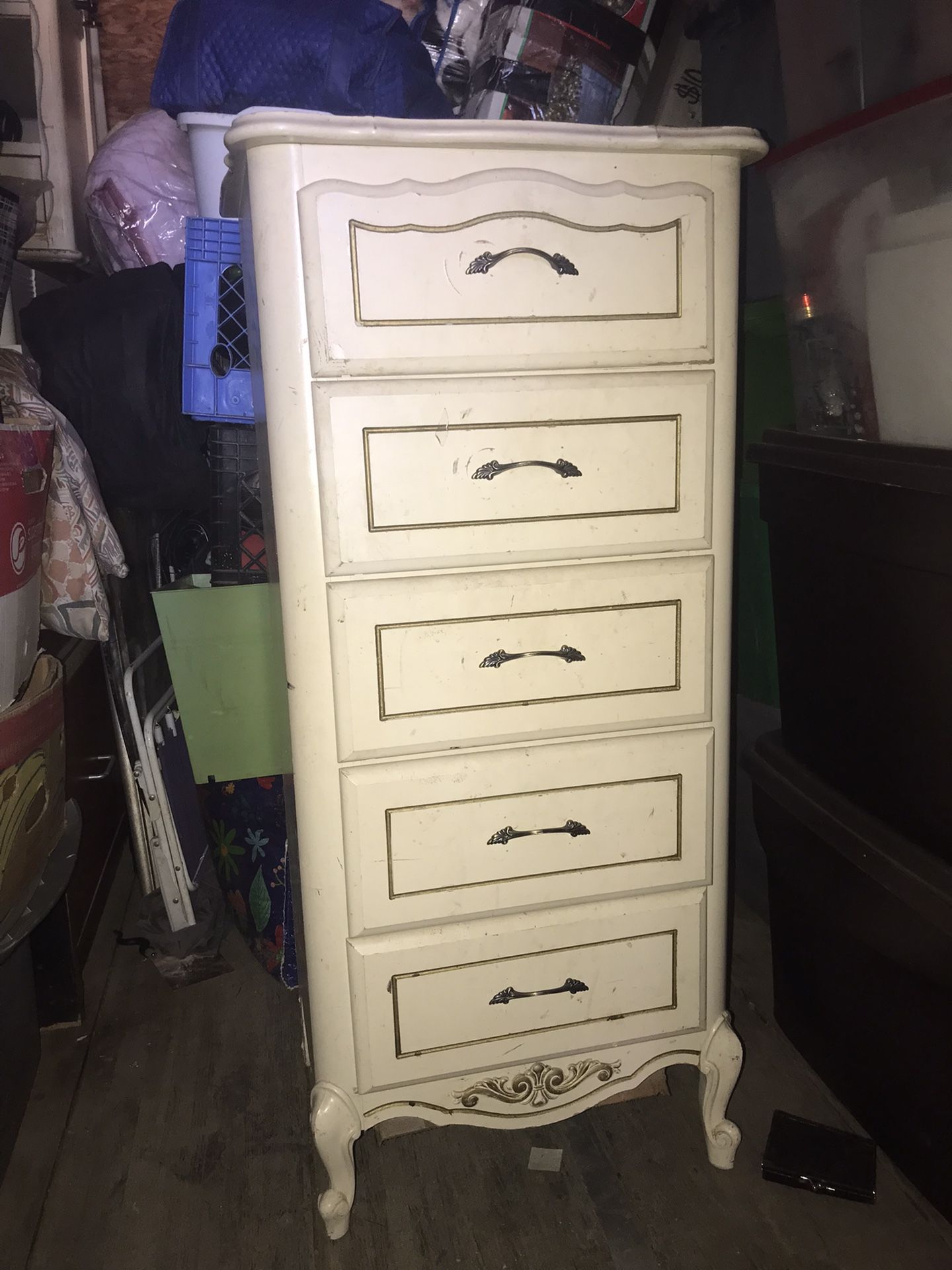 Lingerie chest dresser