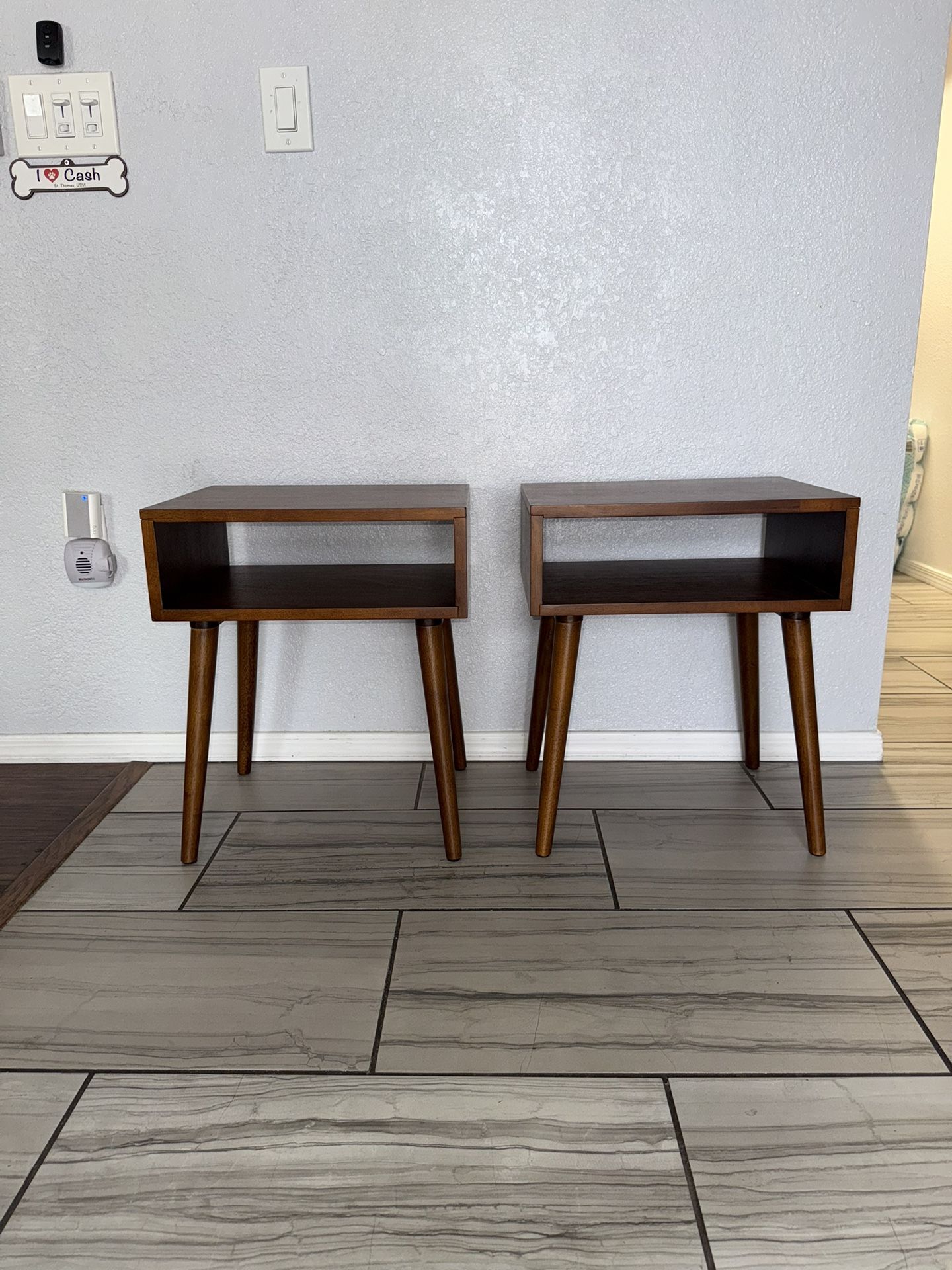2 solid wood, dark walnut brown nightstands/end tables (Brand New)