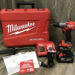 Milwaukee M18 FUEL Brushless 1/2" Hammer Drill Driver KIT 2804-22 w 5.0 Batt