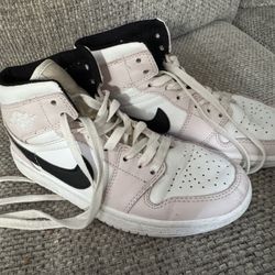 Nike Jordan Shoes Adult Size 6 Great Condition Like New