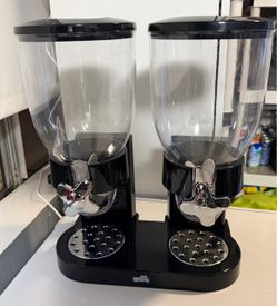 Double Dry Food Cereal Dispenser