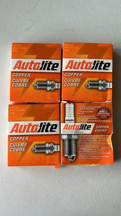 Auto Lite Spark plugs 