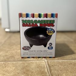 Molcajetes Salsa Bowls 4-Ounce Bowls Black Set of 4 Brand New