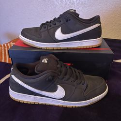 Nike SB Dunk Low Black Gum Size 11M