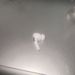 Apple AirPod Pro Gen 2 Only The Right Bud Works Perfect Read Description 