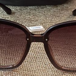 Woman Sunglasses Gucci