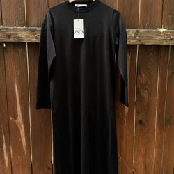 Zara Black Long Sleeve Mock Neck Classic Maxi Dress Size Medium NWT $49 MSRP