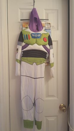 Halloween Costume: Buzz Light Year