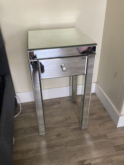 Mirror Table