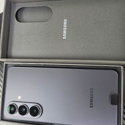 Samsung S26 and S26 Ultra