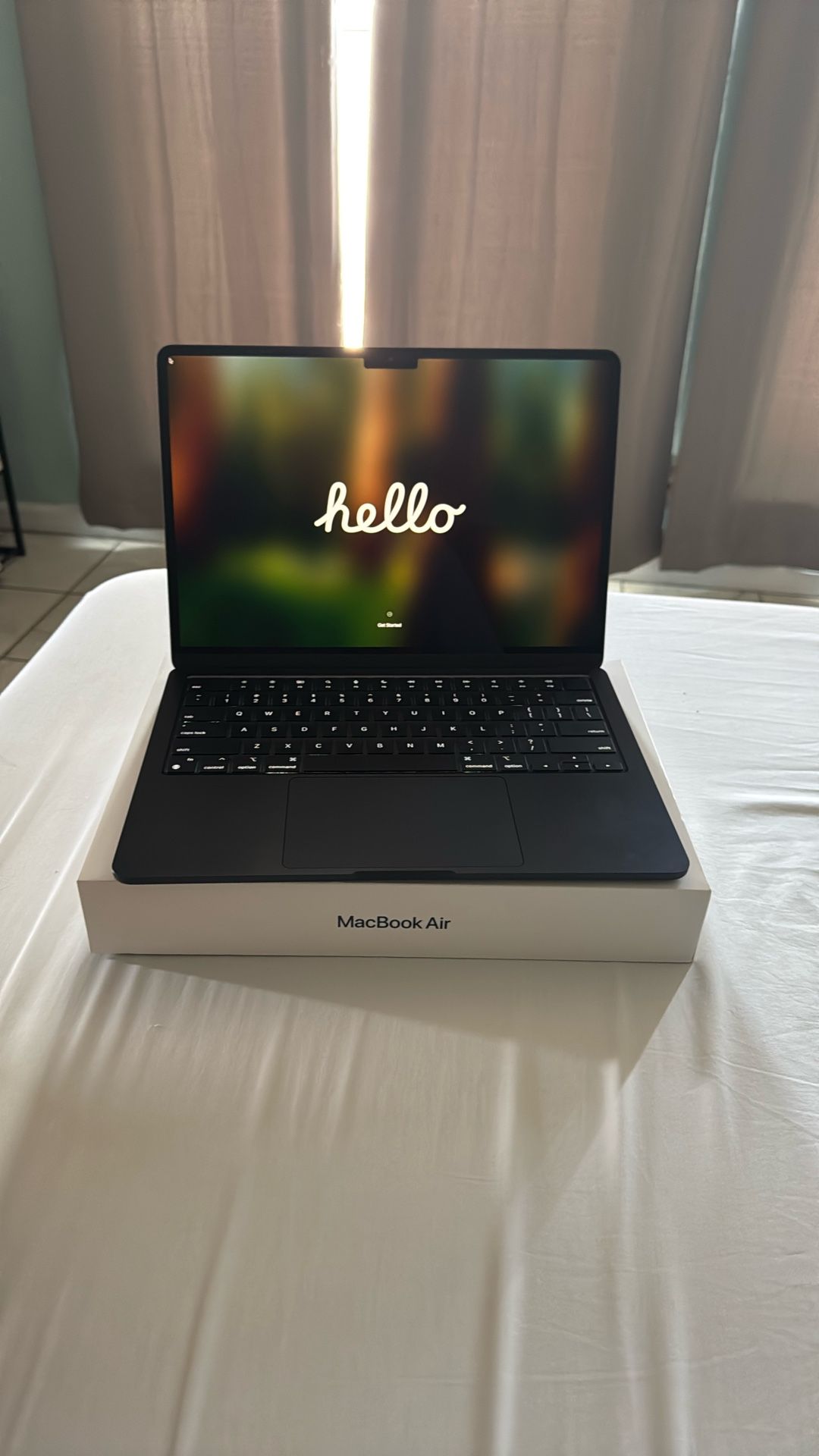 13-Inch Macbook Air Midnight 16 Gig