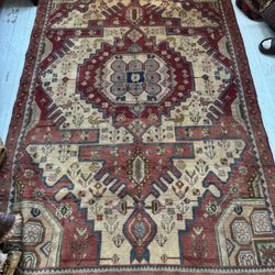 hand woven rug