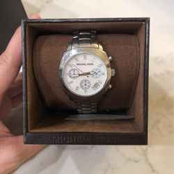 Michael Kors Watch Like New