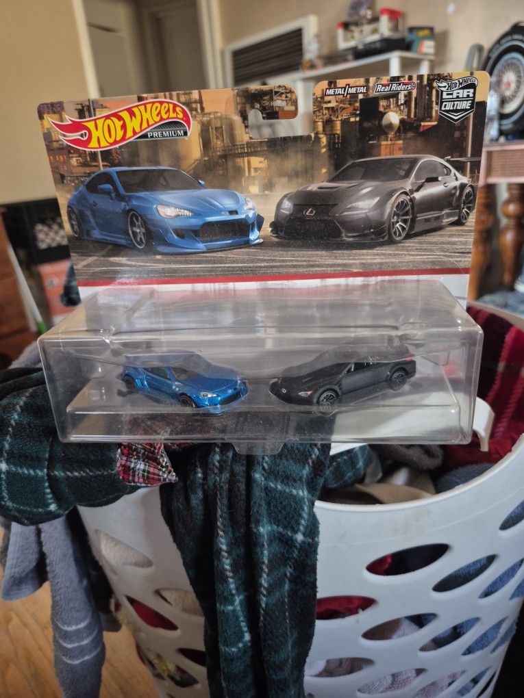 HOTWHEELS 2 Pack CAR CULTURE...