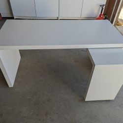 IKEA Malm L Shaped Corner / Pull Out Desk, No Drawers