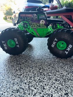 Monster jam remote truck