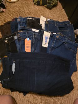 13 pairs of women's plus size pants/ jeans
