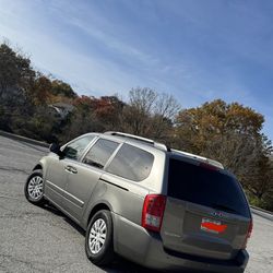 2012 KIA Sedona