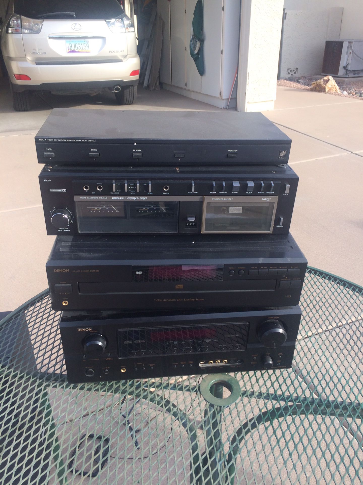 Nostalgic Stereo System Denon 5 CD Autoplayer