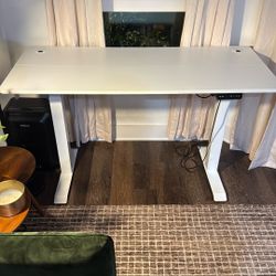Electric White Standing Desk (Available For pickup)