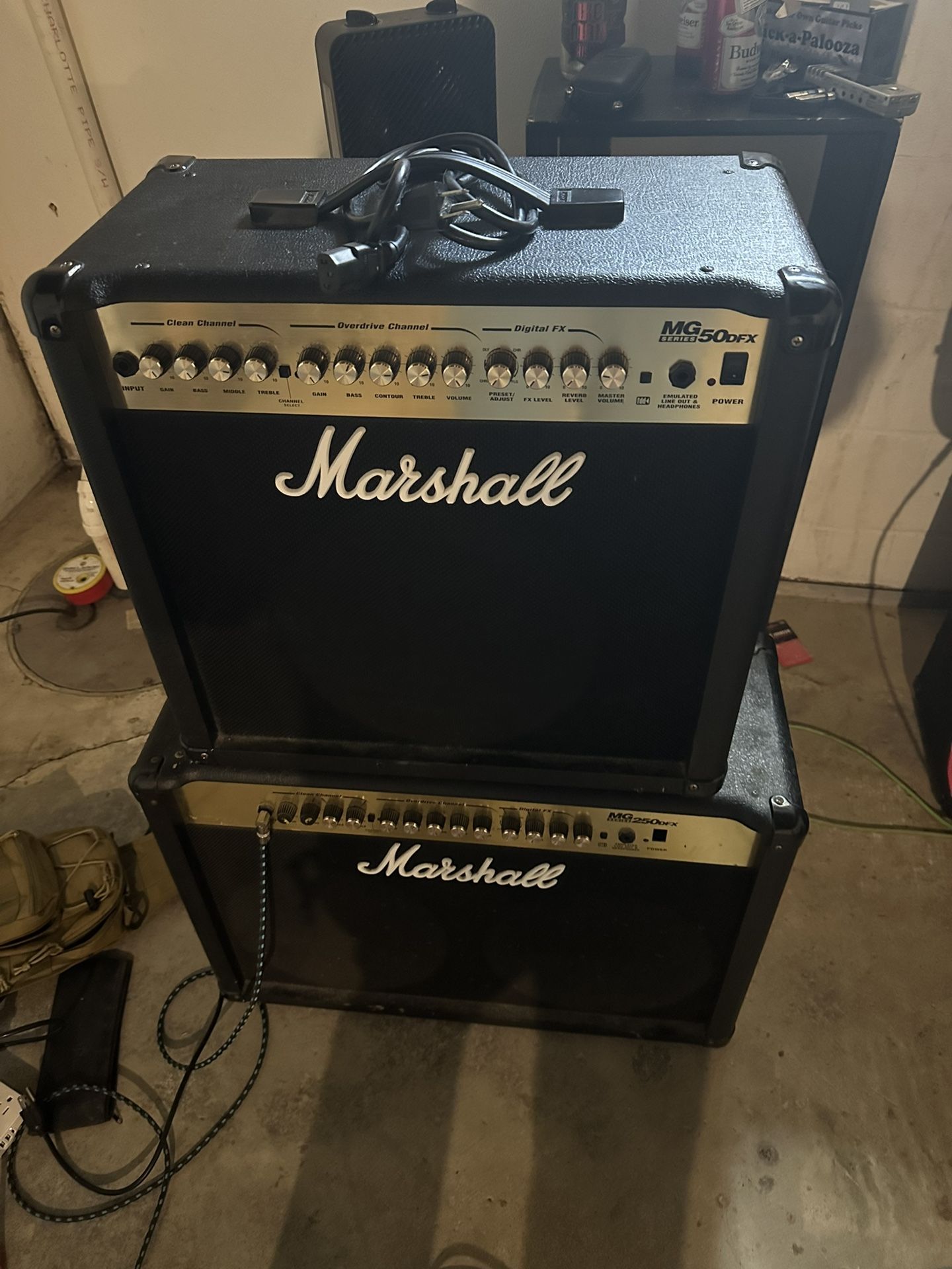 Marshall Amp 12 Inch Works Great Bought The Bigger One For Shows